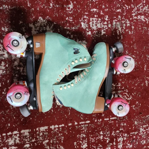 Moxi Lolly with Luminous wheels - Picture 4 of 4